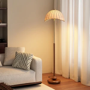 Chinese Style Luxury Home Decoration Lamp Living Room Sofa Corner Solid Wood Base Floor Lamp Cloth Lampshade Hotel Floor Lamp