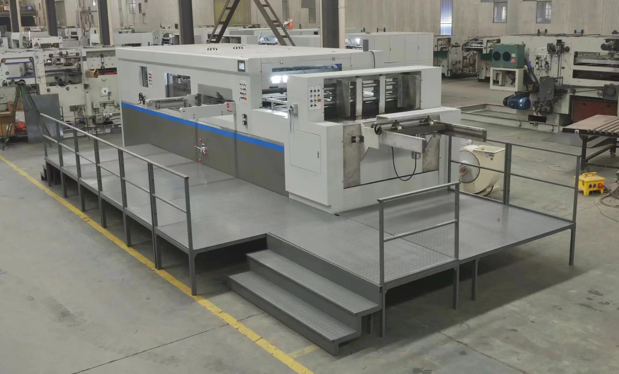 High Speed Corrugate Board Die Cutting Machine Automatic Die Cutting ...