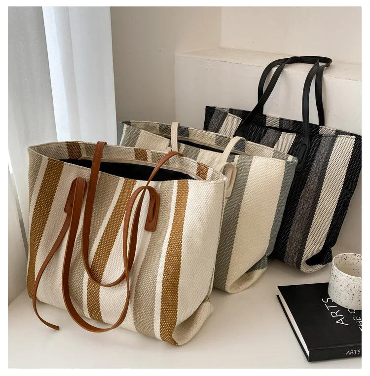 simple hand bags for ladies