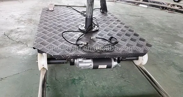 Film Equipment - Motorized Camera Dolly with Column & Chair