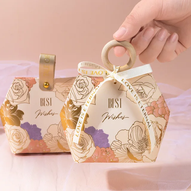 New Creative Wedding Candy Box Glossy Laminated and Embossed Empty Carton Packaging for Wedding Gifts and Candles