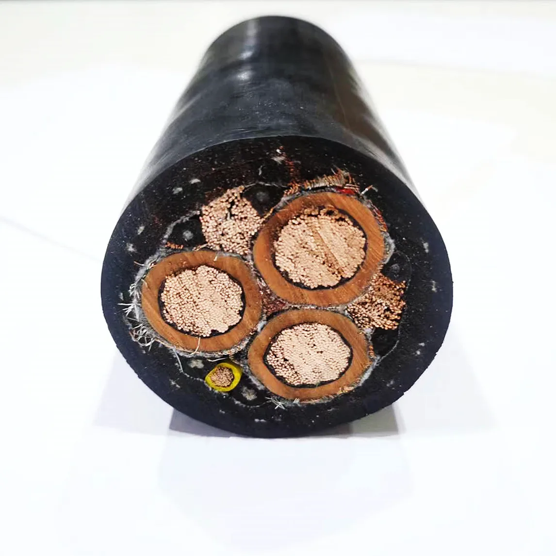Type SHD-GC Mining Cable - 3 Conductor, 4/0 AWG, 5KV
