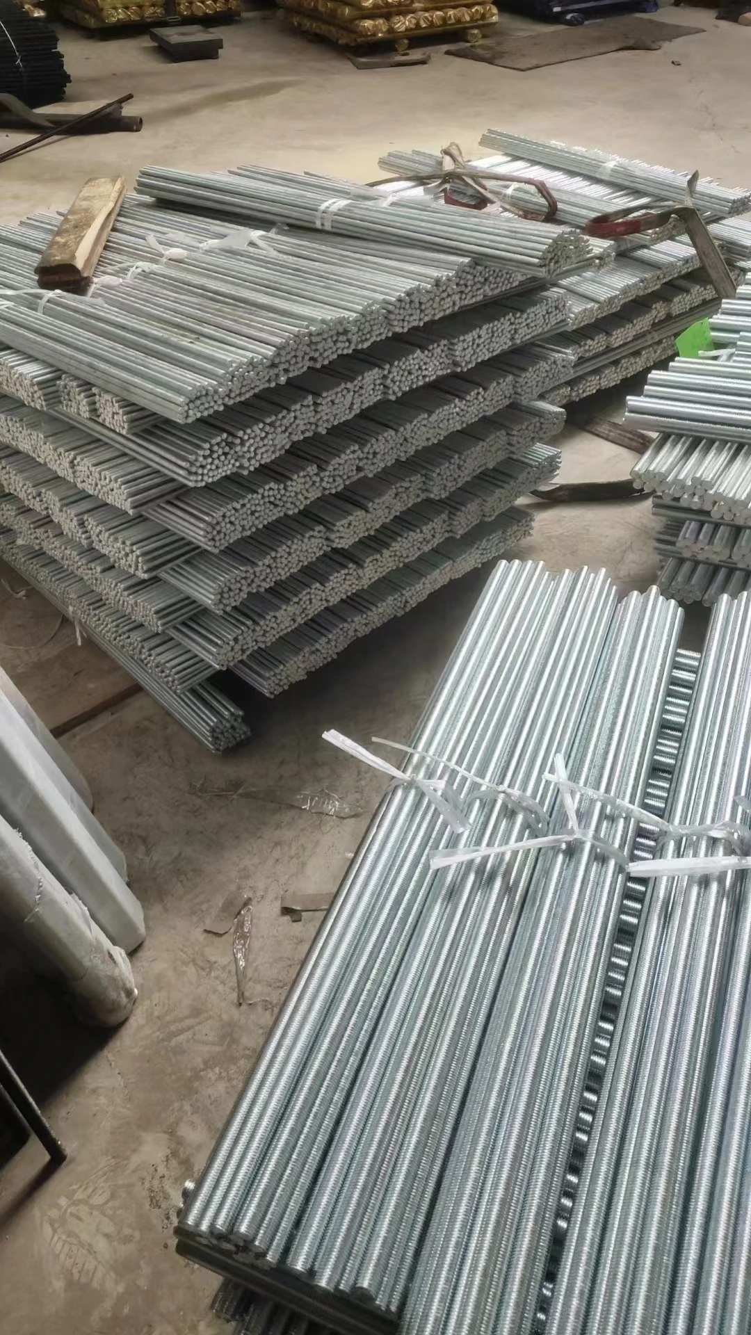 Din975 Din976 Unc Unf Stud Bolt Threaded Rod Hot Dip Galvanized/zinc