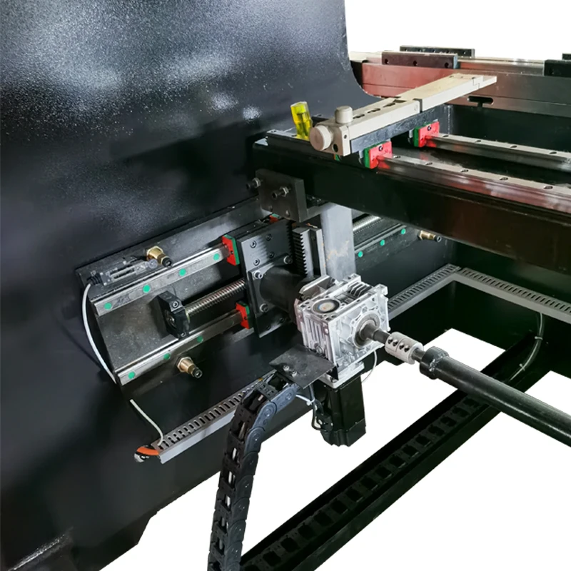 
 Гидравлический листогибочный пресс CNC металлический лист WE67K-100T/3200 с CT8 3 + 1 системой продаж  