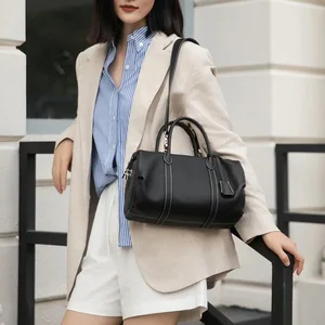 Genuine Leather Women's Bag 2026 New Top Layer Cowhide Boston Bag Large Capacity Commuting Handbag Retro Single Shoulder Bag