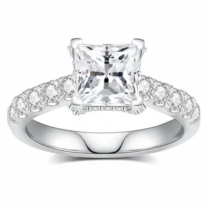 Fine S925 Sterling Silver Platinum Plated  Rings Square-Cut Moissanite Prong Setting Wedding Rings for Women Custom Jewelry