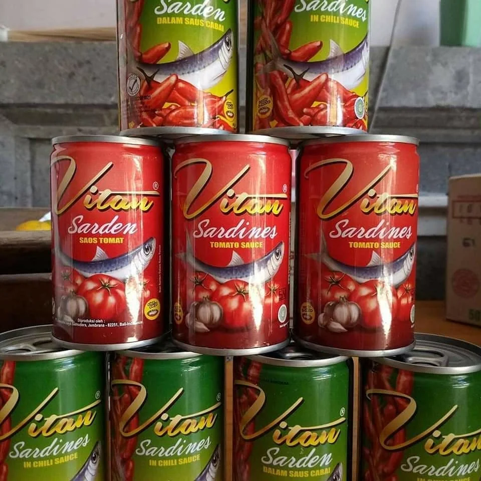 Canned sardine fish in chili in tomato sauce