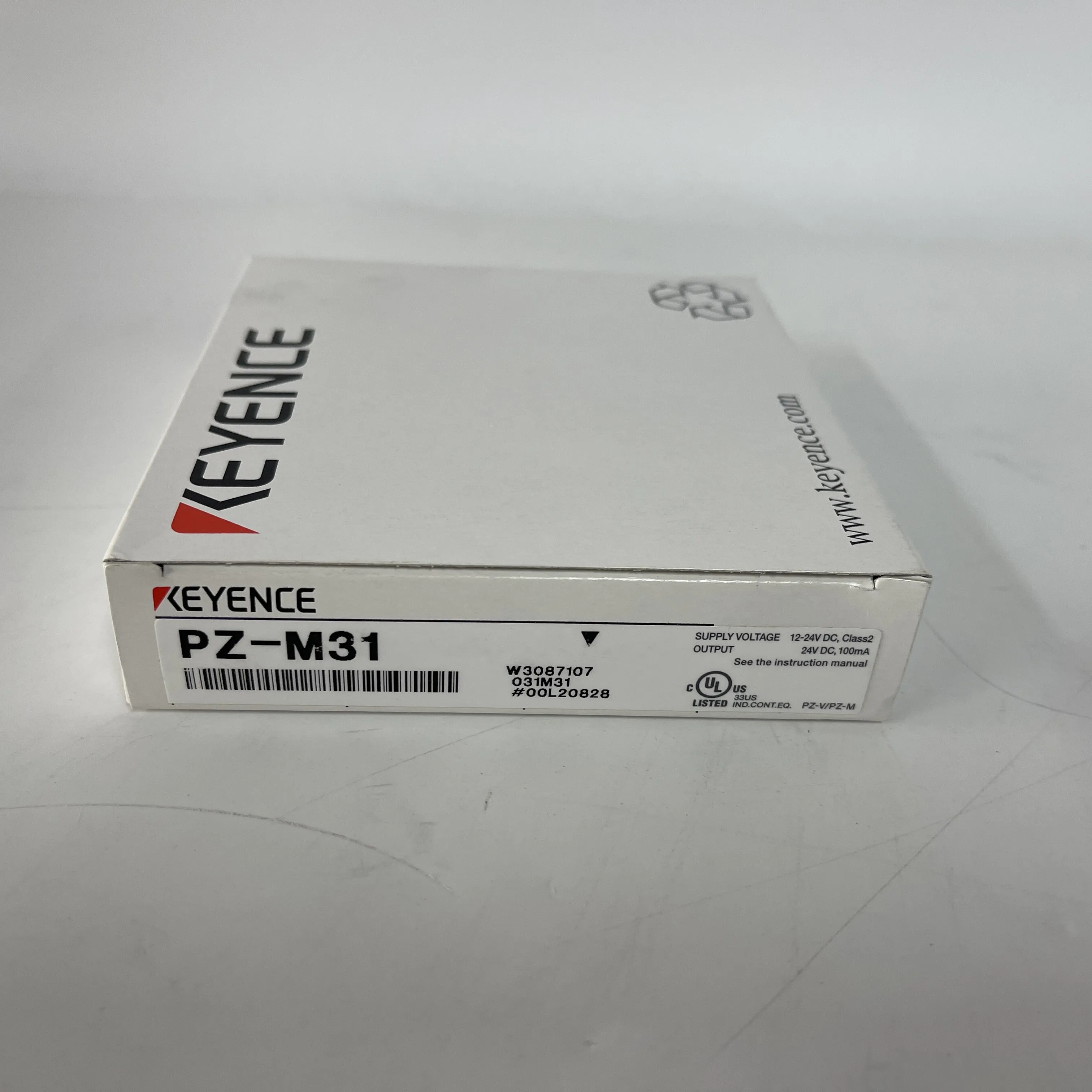 KEYENCE Photoelectric Sensor PZ-M31