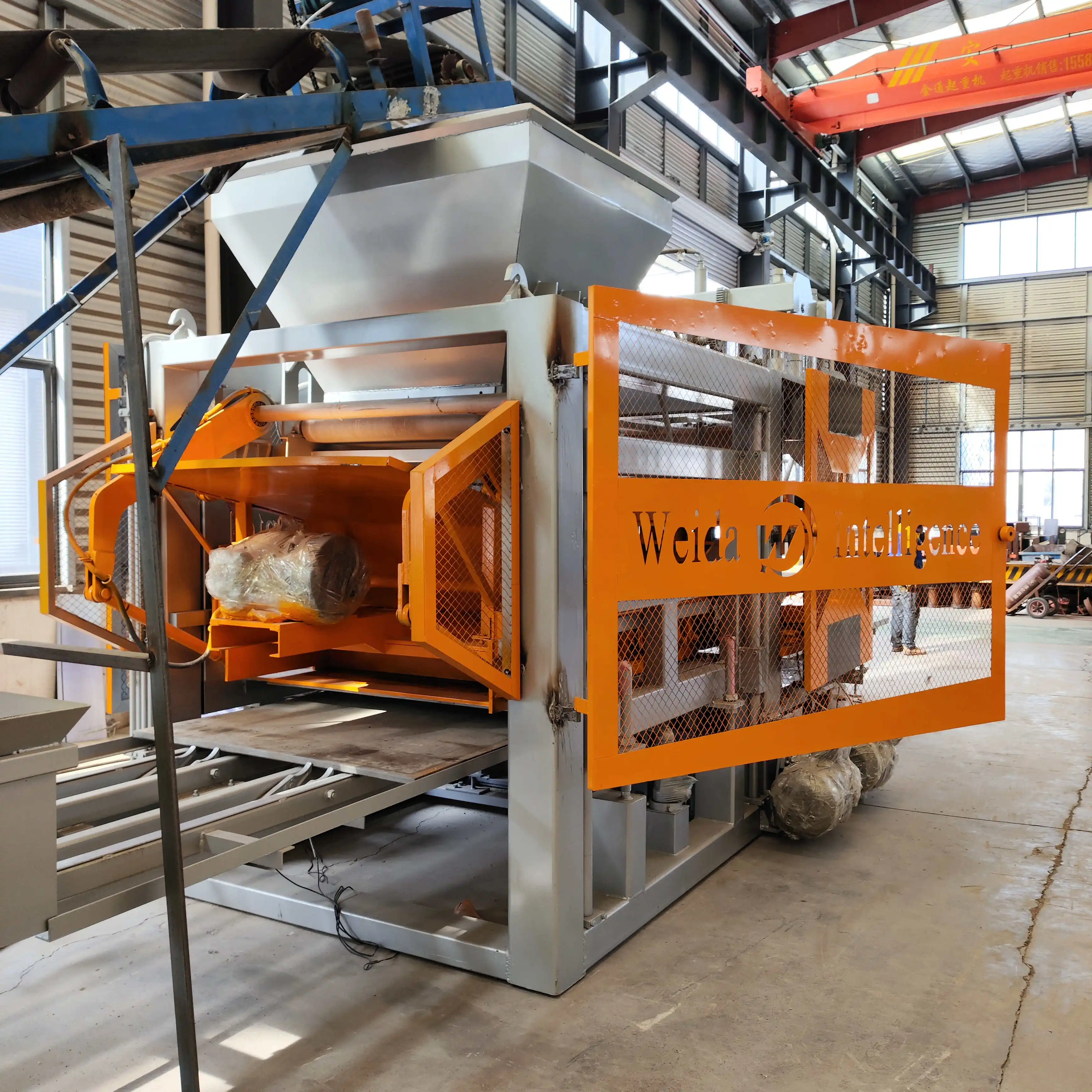 Fully Automatic QT1-15 Concrete Fly Ash Cinder Ciment Hollow Solid Block Making Machinery Brick Laying Press Machine Factory