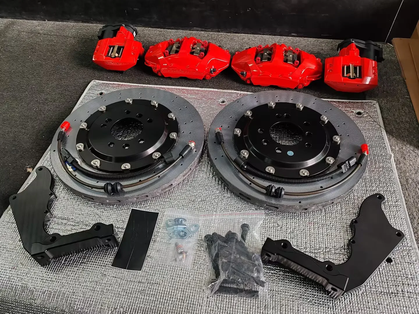 21Z With Epb Ceramic Rotor 4 Pot Brake Caliper Kit For Porsche Macan Cayenne