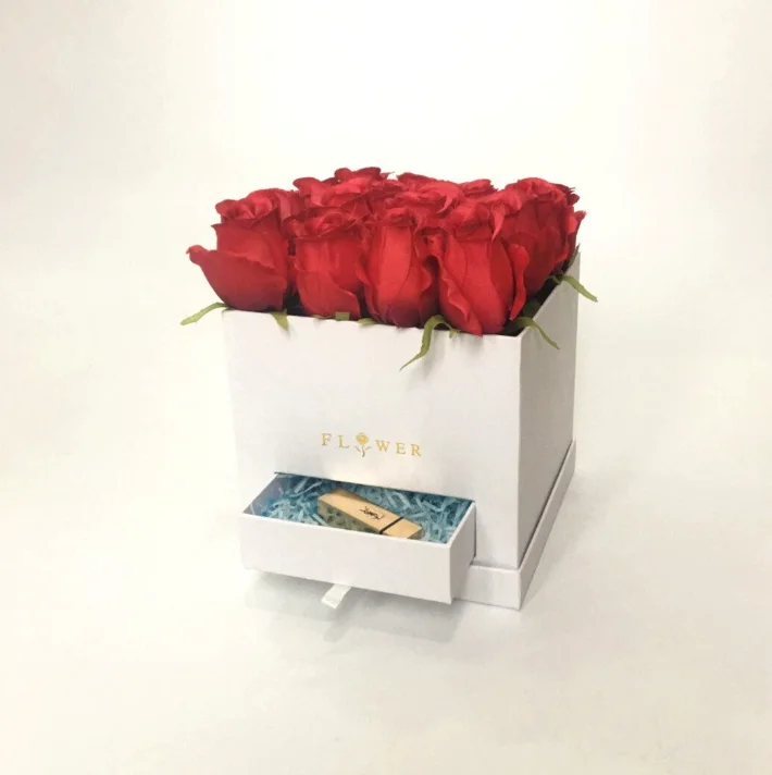 UNIKPACKAGING Premium Square Surprise Flower Box – 7.3″ – Recyclable Cardboard – Various Colors