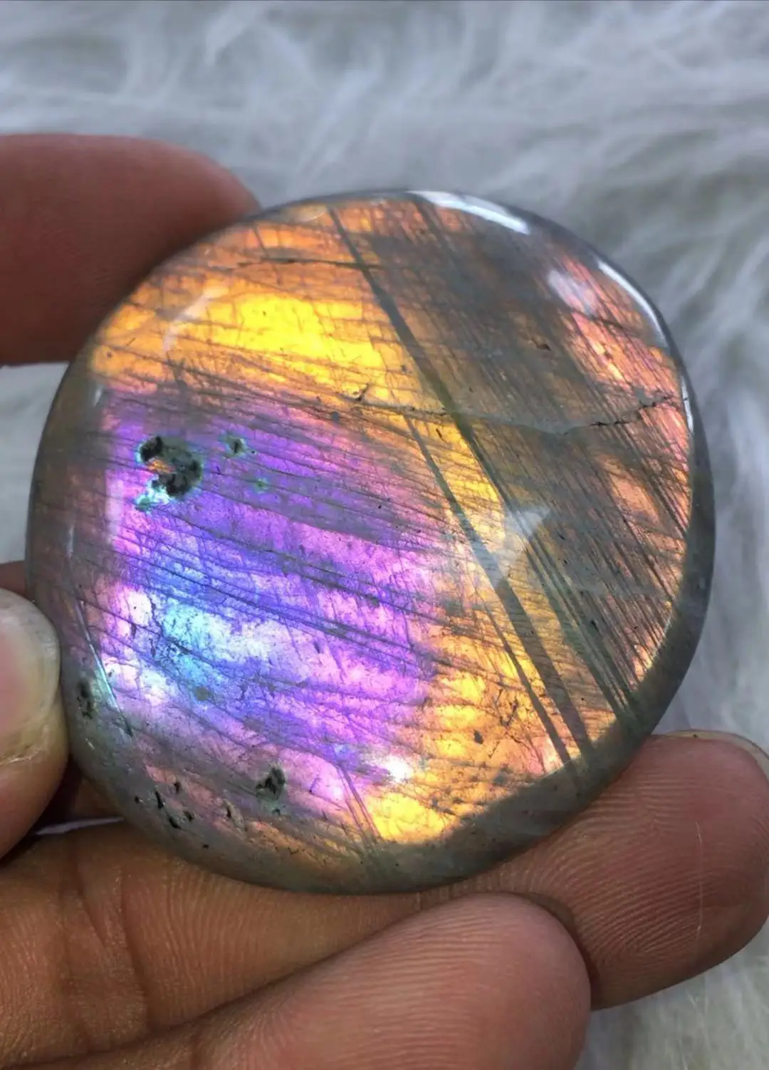 天然紫色拉长石水晶石英灵宝宝石水晶民间工艺品紫色拉长石掌石