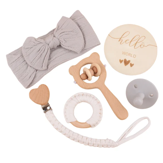 Wholesale hot selling baby gift set newborn baby parcfier chain cotton cable knit bow baby headband set