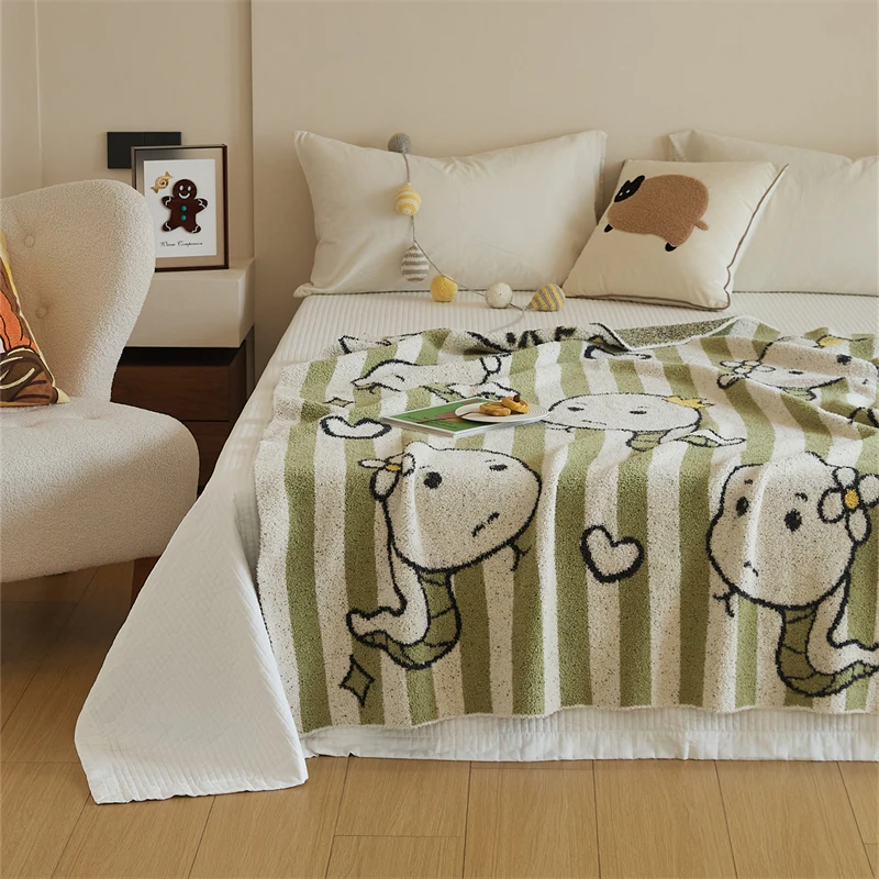 SNK Cute New Soft Snake Pattern 100% Polyester Knitted Throw Blanket Home Decoration Custom Sofa Custom Winter Children Gift details