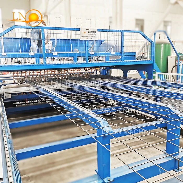 China Fully Automatic Reinforcing Mesh Welding Machine Mesh Turner New Used Condition for Construction Manufacturing Industries