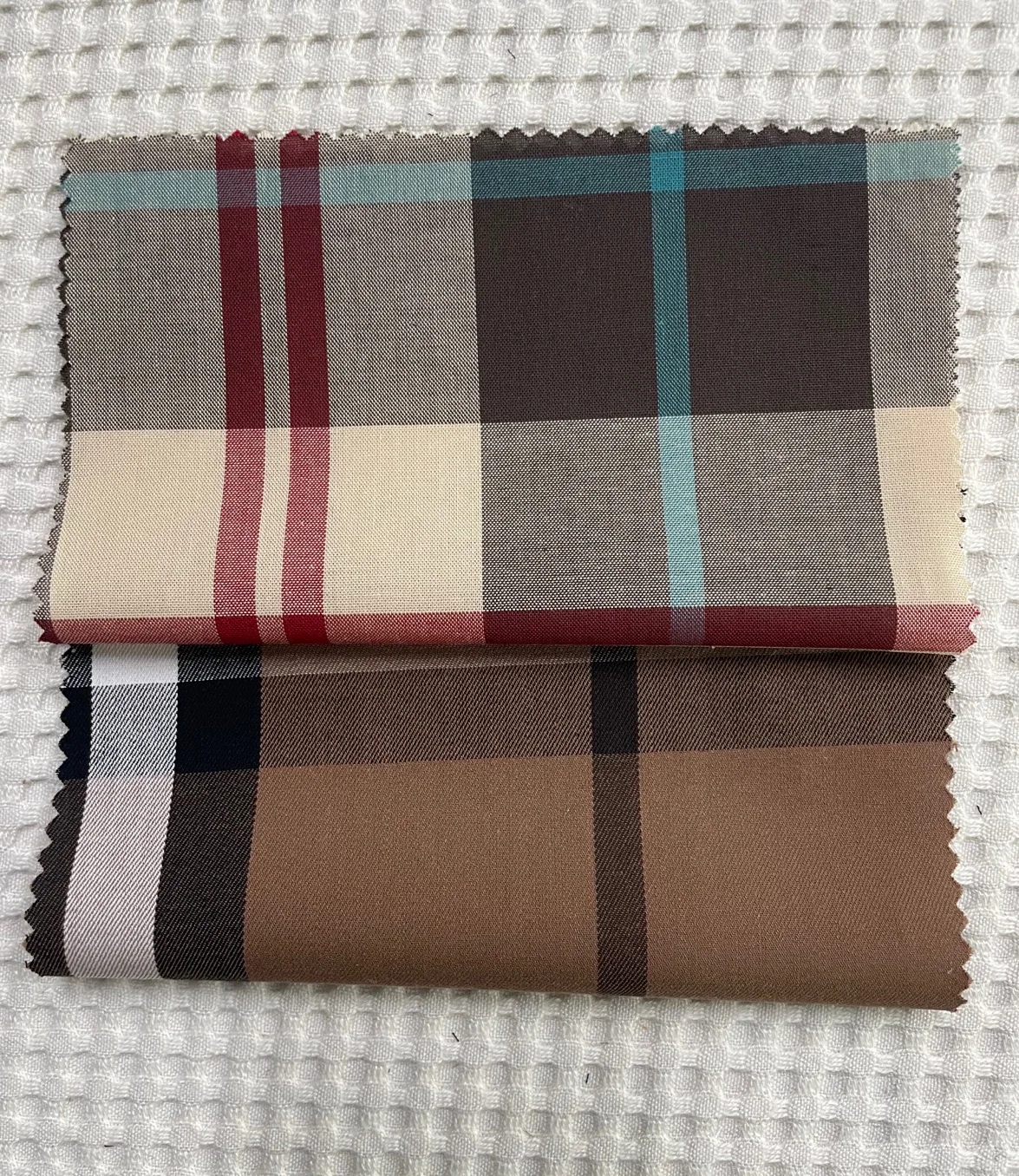 100% Cotton Plaid Yarn-Dyed Rainbow Plaid Fabric Selected High-Quality Windbreaker Fabrics