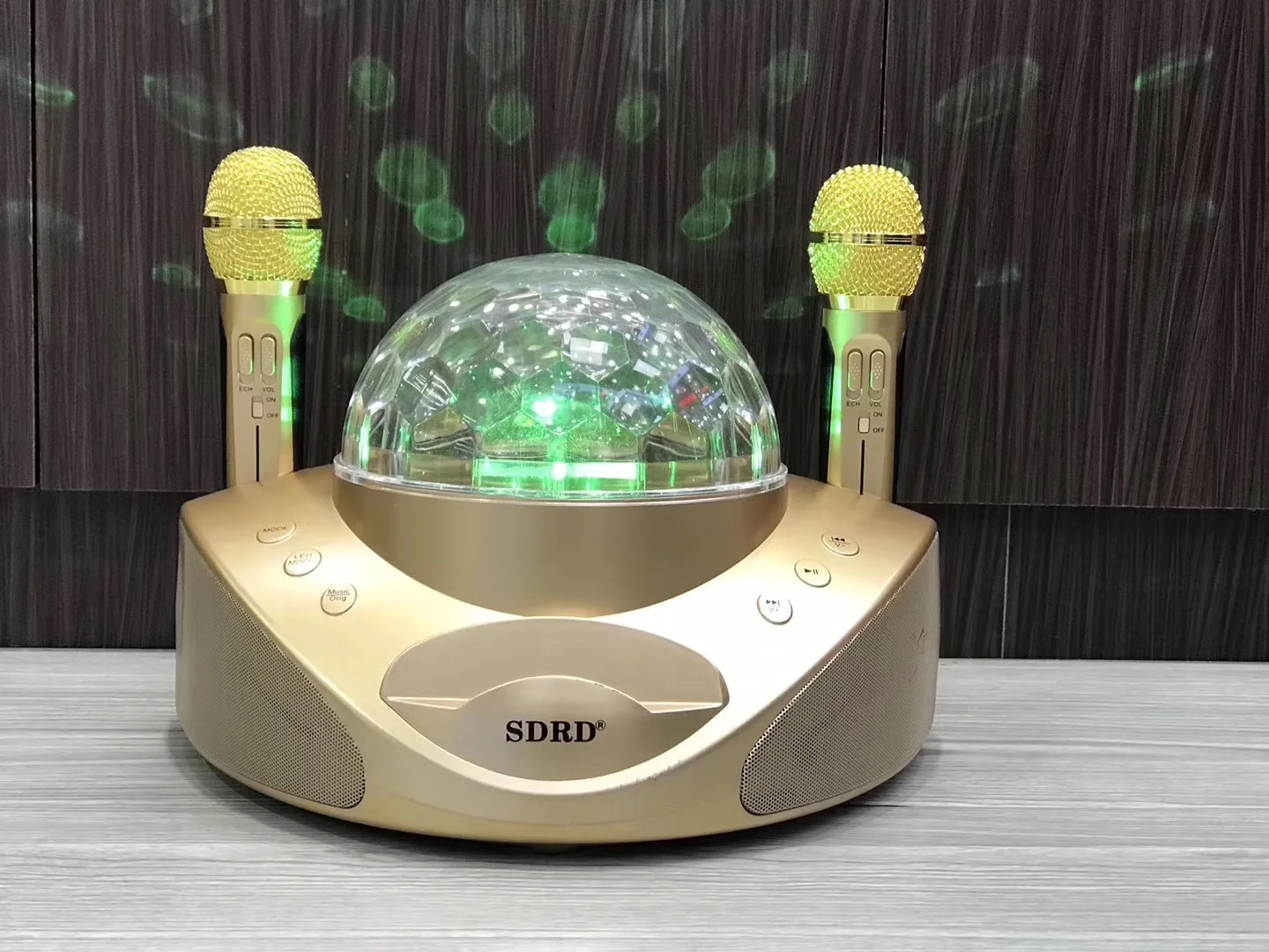 SD308 Colorful light karaoke speaker with dual wireless microphone home KTV  speaker microphone Outdoor portable karaoke| Alibaba.com