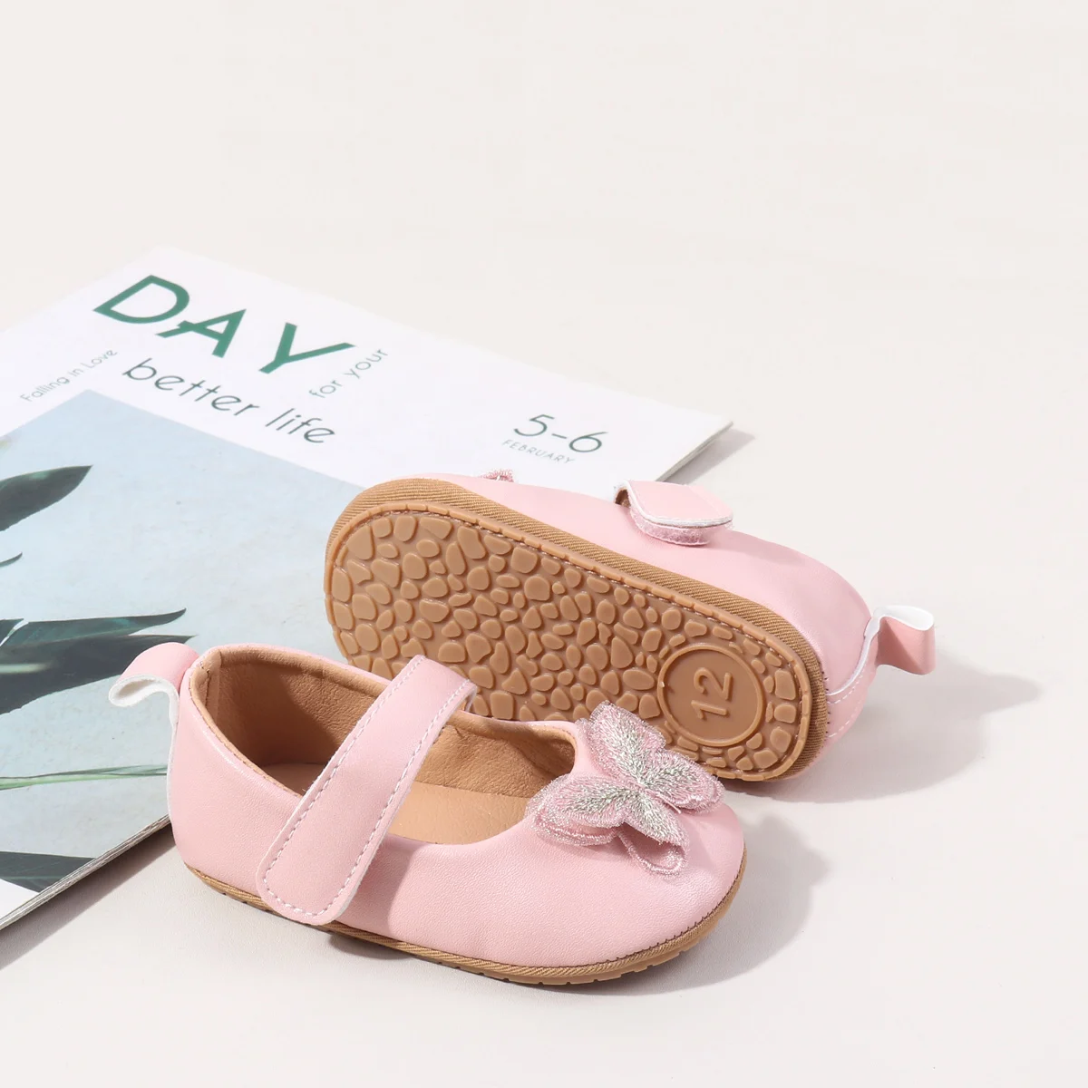 Beautiful butterfly Design Solid Leather Princess Girls Shoes for Babies 0-12 Months details