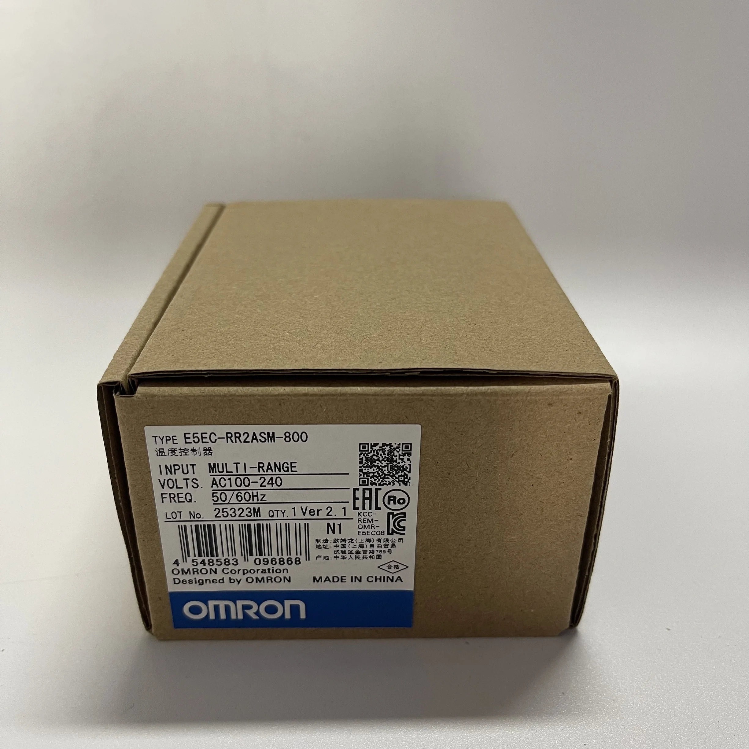 Omron Temperature Controller E5EC-RR2ASM-800