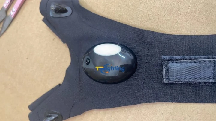 Portable Waterproof Flexible Led Flashlight Gloves Finger Light Fishing ...
