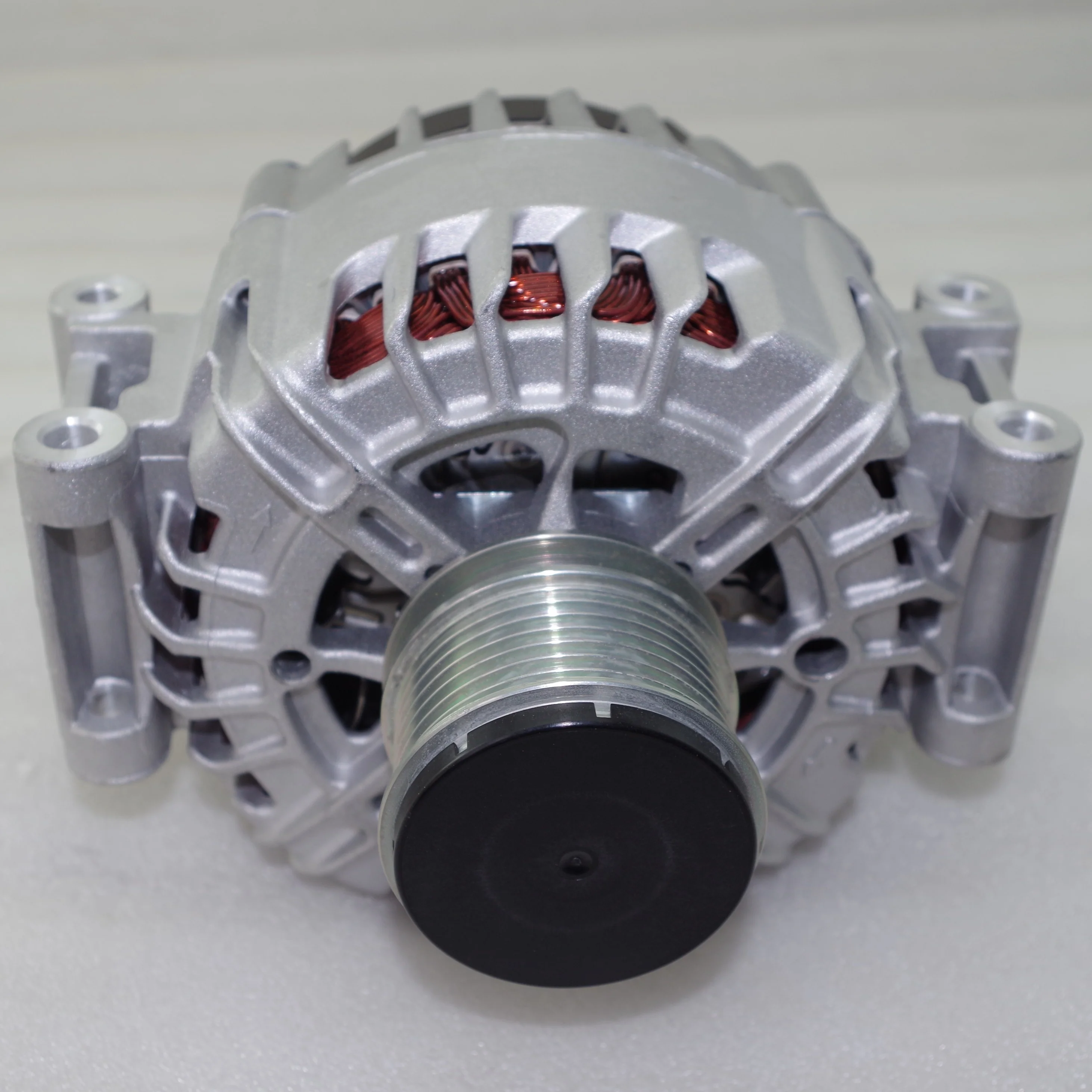 ORIGINAL CAR ALTERNATOR 442209 SVES082463 TG15C163 A2711541802 FOR