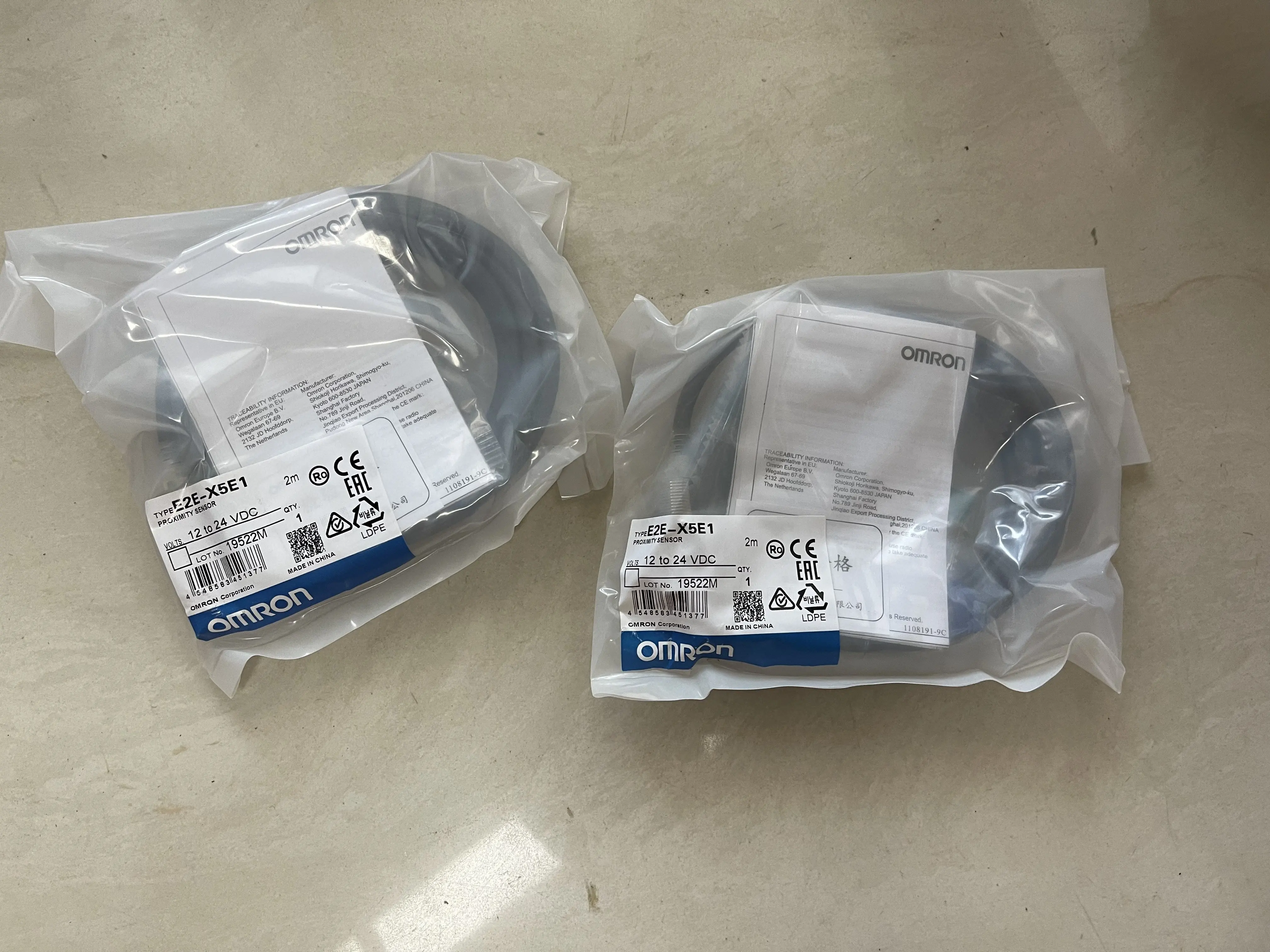 OMRON Proximity Sensor E2E-X2E1