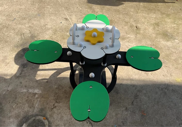 Children's outdoor garden game spring seesaw four-seater flower shape toddler seesaw playground toys hot sale