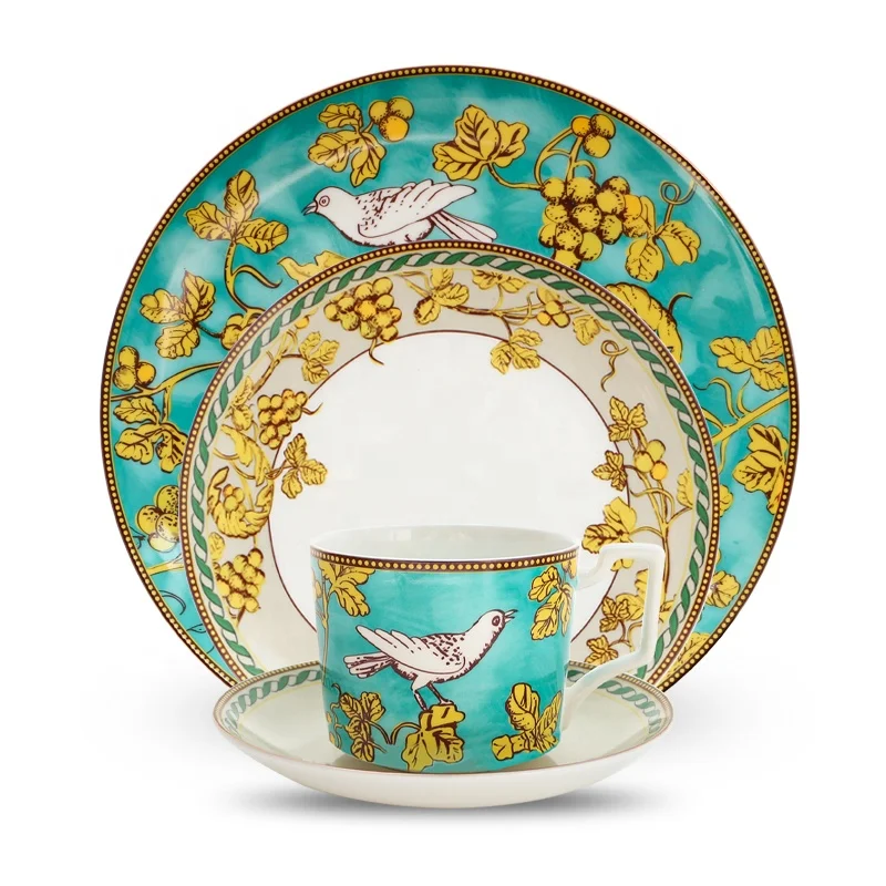 Luxury Green Bird Royal Bone China Dinner Set Modern Style