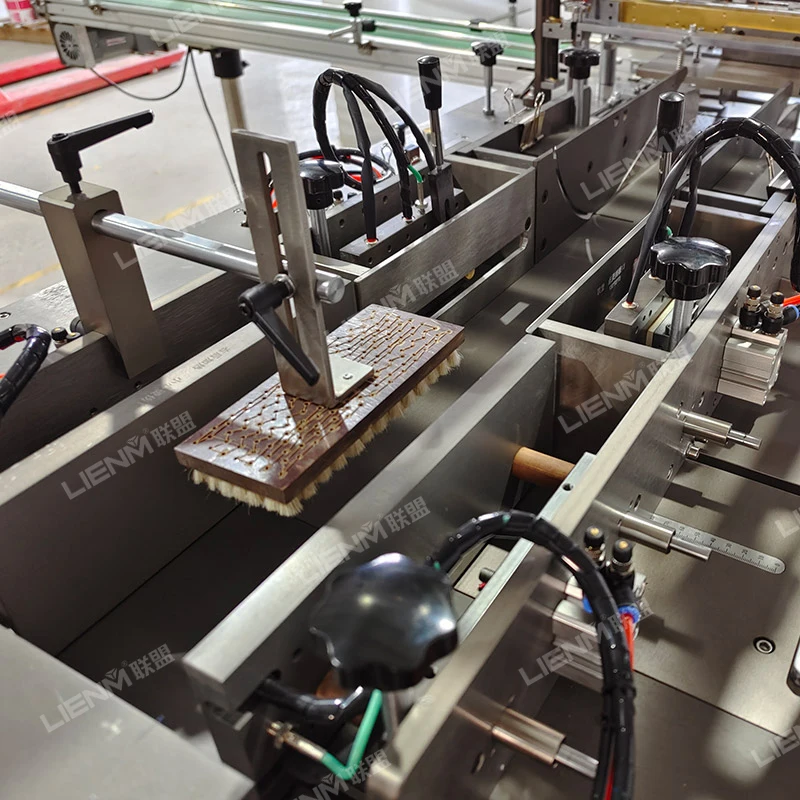 LIENM Automatic Small Box Cellophane Overwrapping Machine Cigarettes Box Carton Cellophane Wrapping Machine