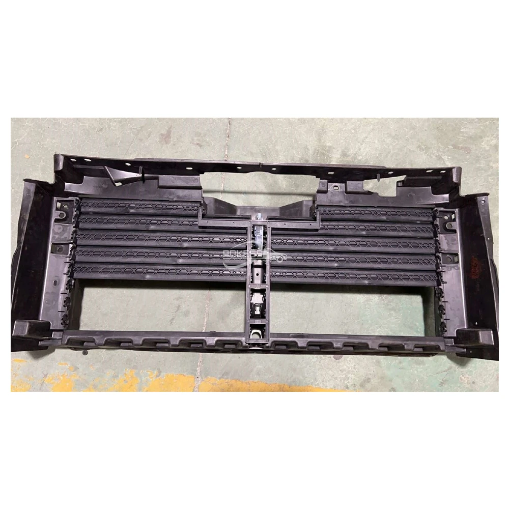 LL7Z8475A LL7Z8475B LL7B8475AA Upper Radiator Cove