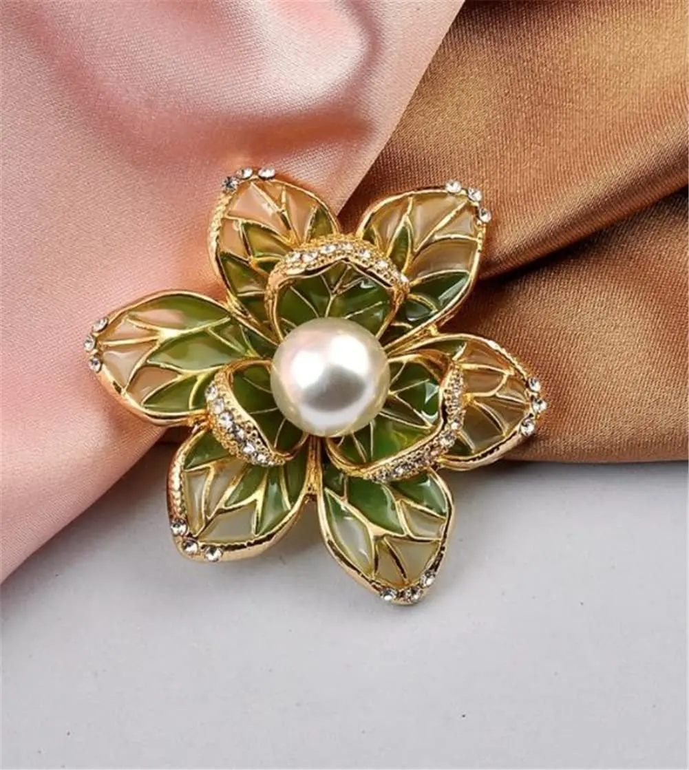 Spring Green Flower Brooch Pin Skeleton Crystal Rhinestones Petal Exquisite Art Brooch for Women Pearl Brooch ZA098