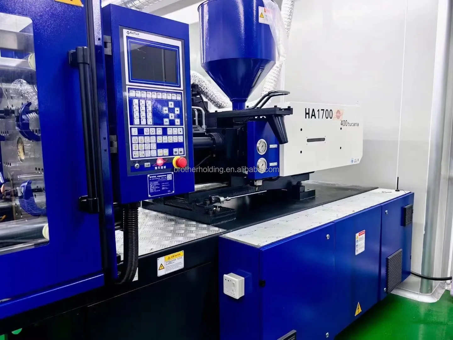 Used Haitian Injection Molding Machine HA1700 High Speed Injection Moulding Machine for Plastic Forks