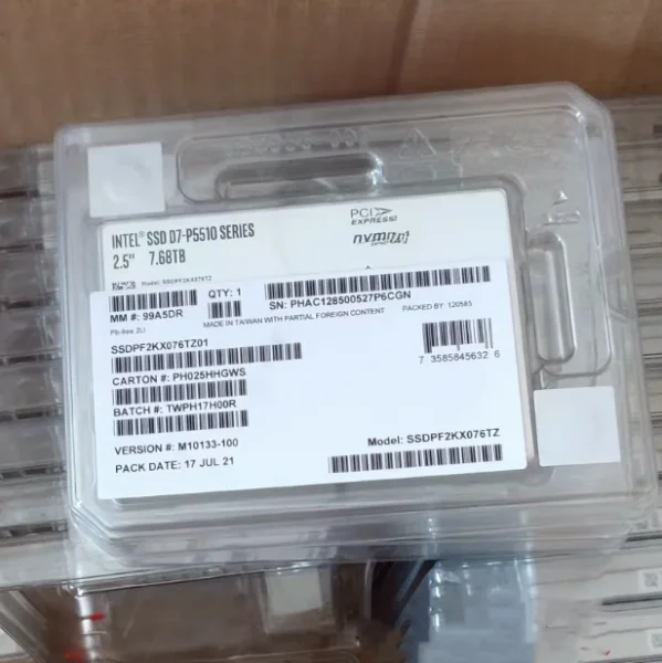 Intel 1TB D5-P5530 SSD, Internal SAS Solid State Drive for Servers