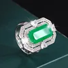 Anillo de esmeralda