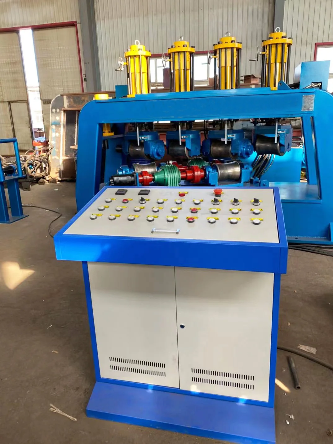 BOBO Machine hydraulic used drill pipe oil pipe tube straighten shown in a detail photo for this news article