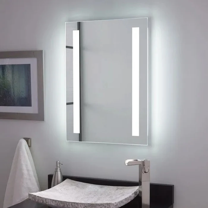 Зеркало в квартире купить. Зеркало с подсветкой. Зеркало с подсветкой в ванную. Зеркало прямоугольное с подсветкой. Зеркало с подсветкой прямоугольное в ванную комнату.