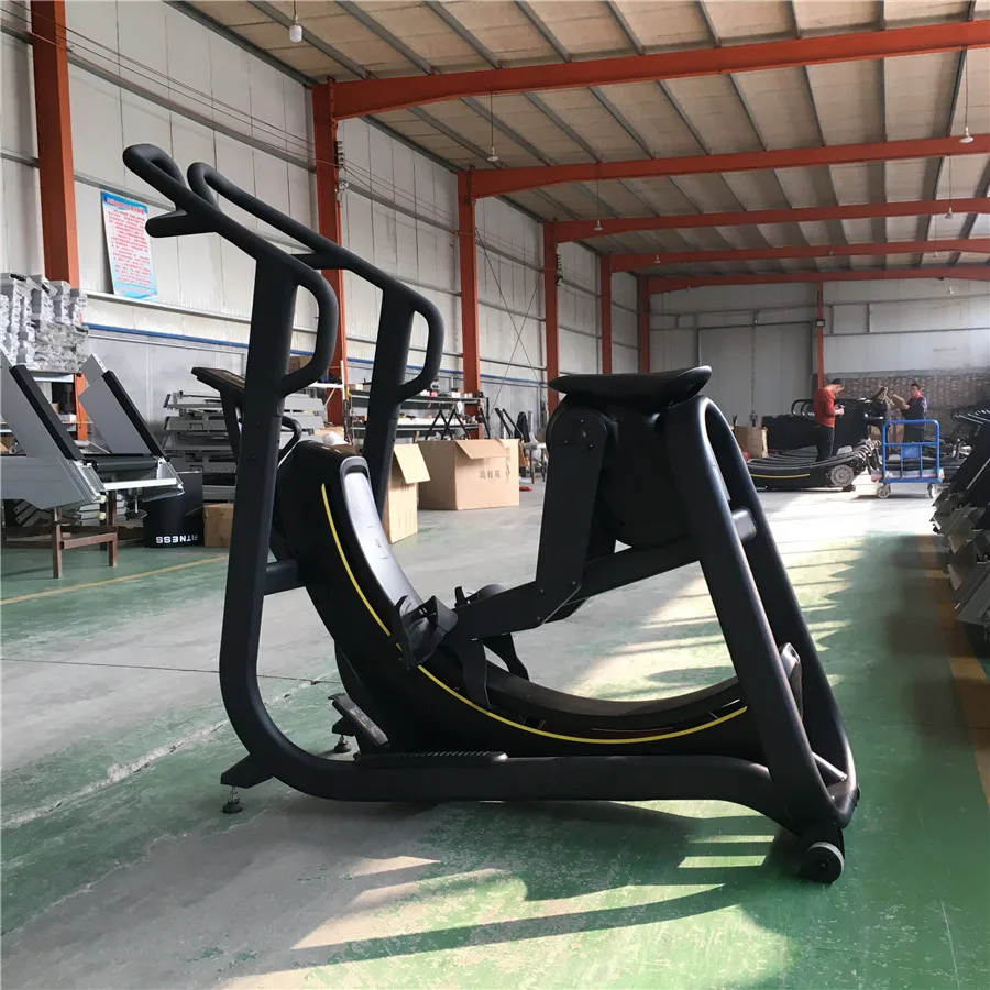 
Тренажерный зал, кардио-тренажер, прессование ног, упражнения для высоких ног 