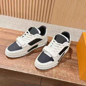 High Quality Unisex Running Shoes Designer Luxury with PVC Upper PU Midsole Rubber Outsole and Brand Logo