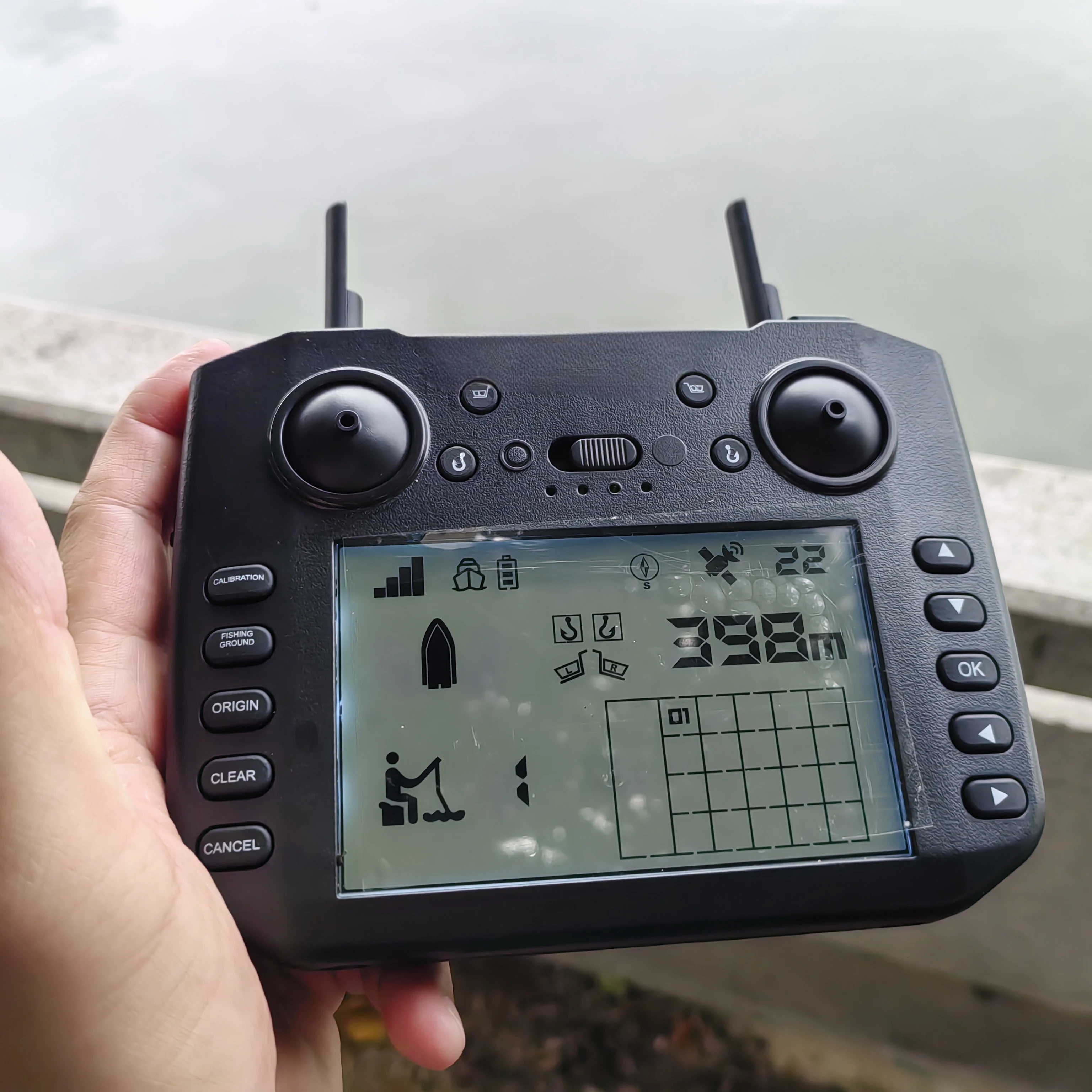 Flytec V030 Fishfinder With GPS Sonar for Fishing RC Bait Boat 180 Anchor Points Double Hook Pull Net Lost Signal Return