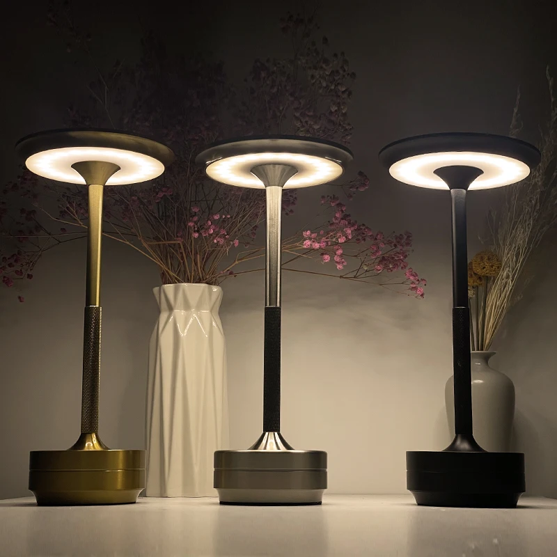 Portable Modern Nordic Outdoor Restaurant Led Cordless Table Lamp Rechargeable Wireless Touch Control Metal 5200mAh Battery Bar
