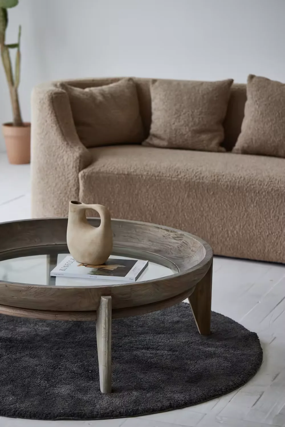 Coffee Wooden Table Center Table Made of Reclaimed Elm Wood and 8mm Tempered Glass Deluxe Round Wooden Living Room Coffee Table