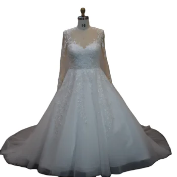 Customized European and American wedding dresses, classic round neck long sleeve lace tutu wedding dress