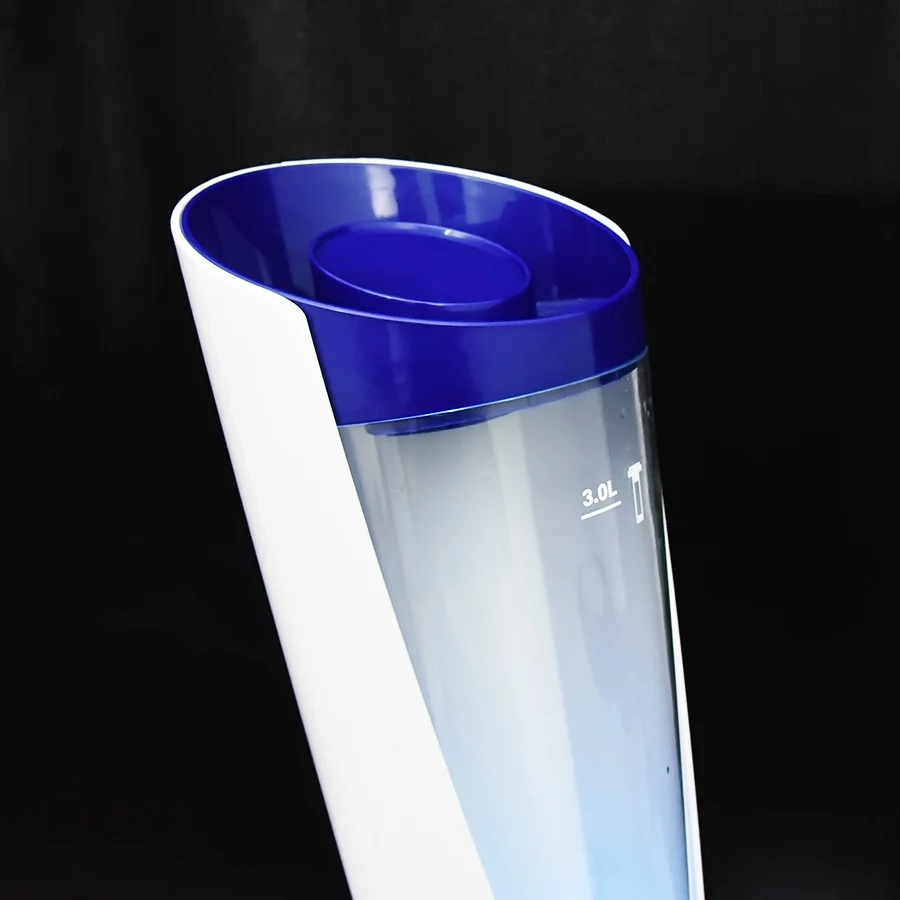 OEM High Quality Customized Logo Football Theme Beer Tower White Green LED 3 Litres Capacity