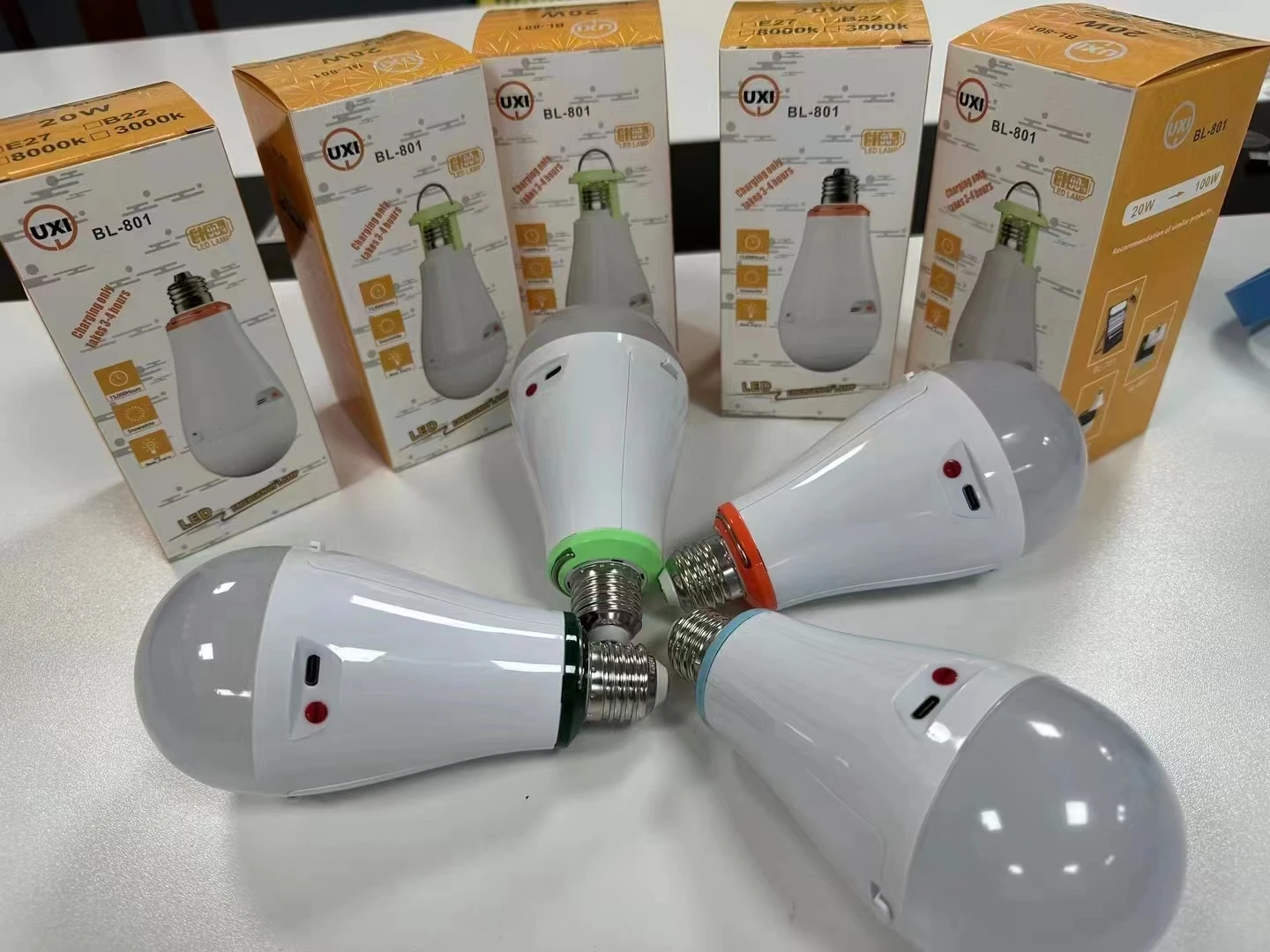 HH-1101 LED Rechargeable Emergency Bulb