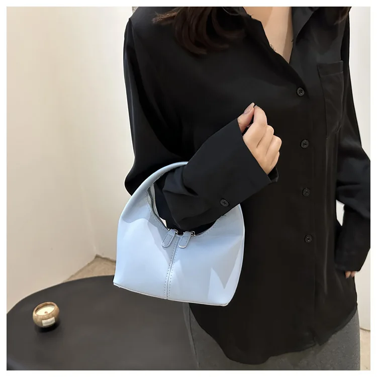 New Luxury Designer Women's Messenger Purse Handbag Soft Skin Single Strap Zip Closure Portable Polyester PU for Summer