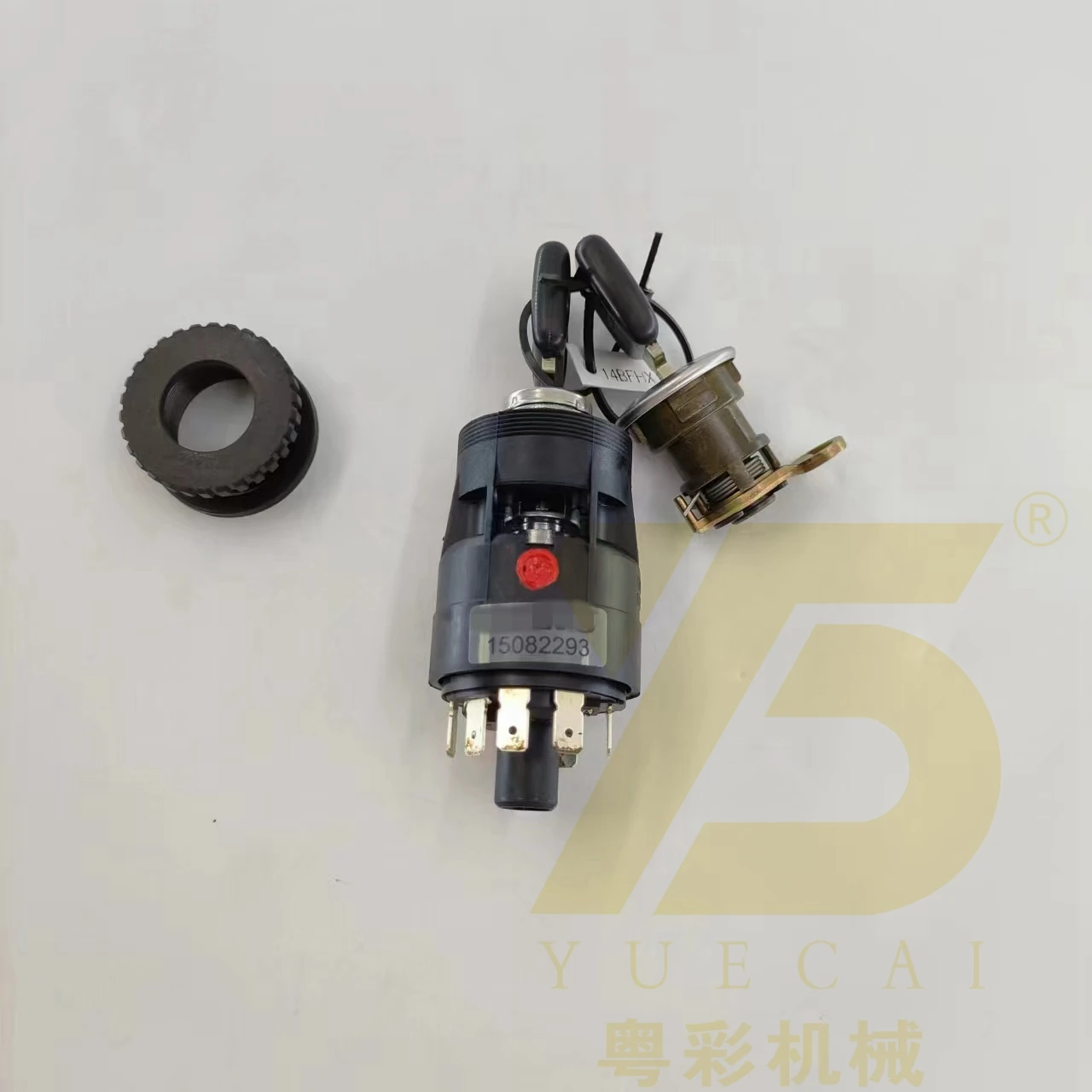 YUE CAI Ignition Starter Switch 15082289 15082293 11006988 11990362 for L120 A25E A30E A35E A40E LOCK KIT