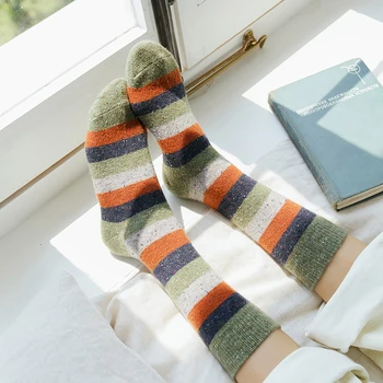 New Design Vintage Striped Socks Women's Wool Socks