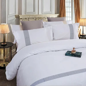 Luxury 4pcs 300tc Embroidered Comforter Cover Set White Cotton Bed Sheets & Pillow Cases Queen Size for Home or Hotel Use