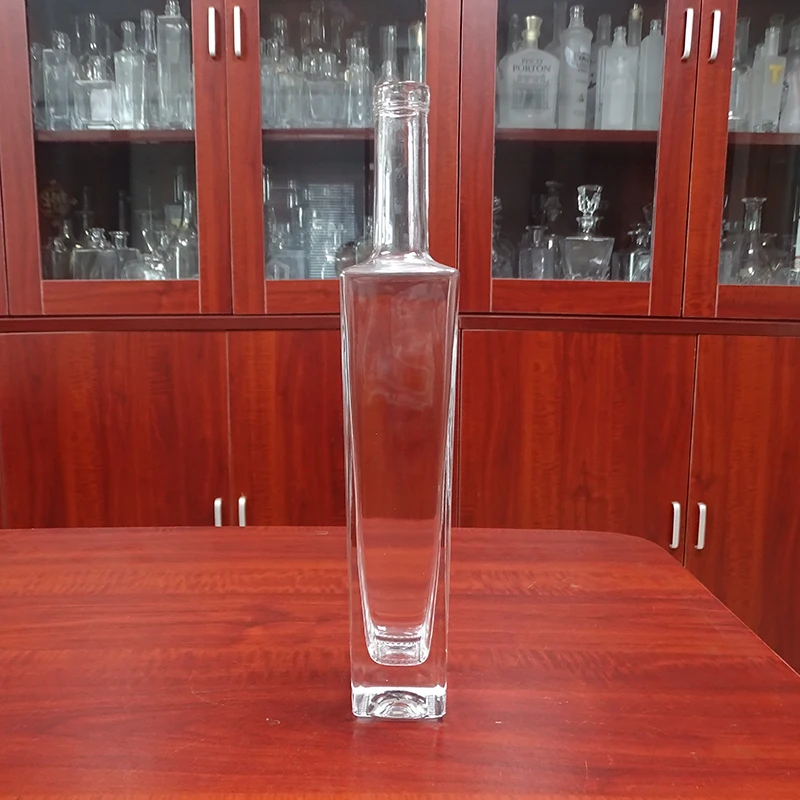Blue Label square clear Rum Alcohol 750ml Glass Liquor Bottle