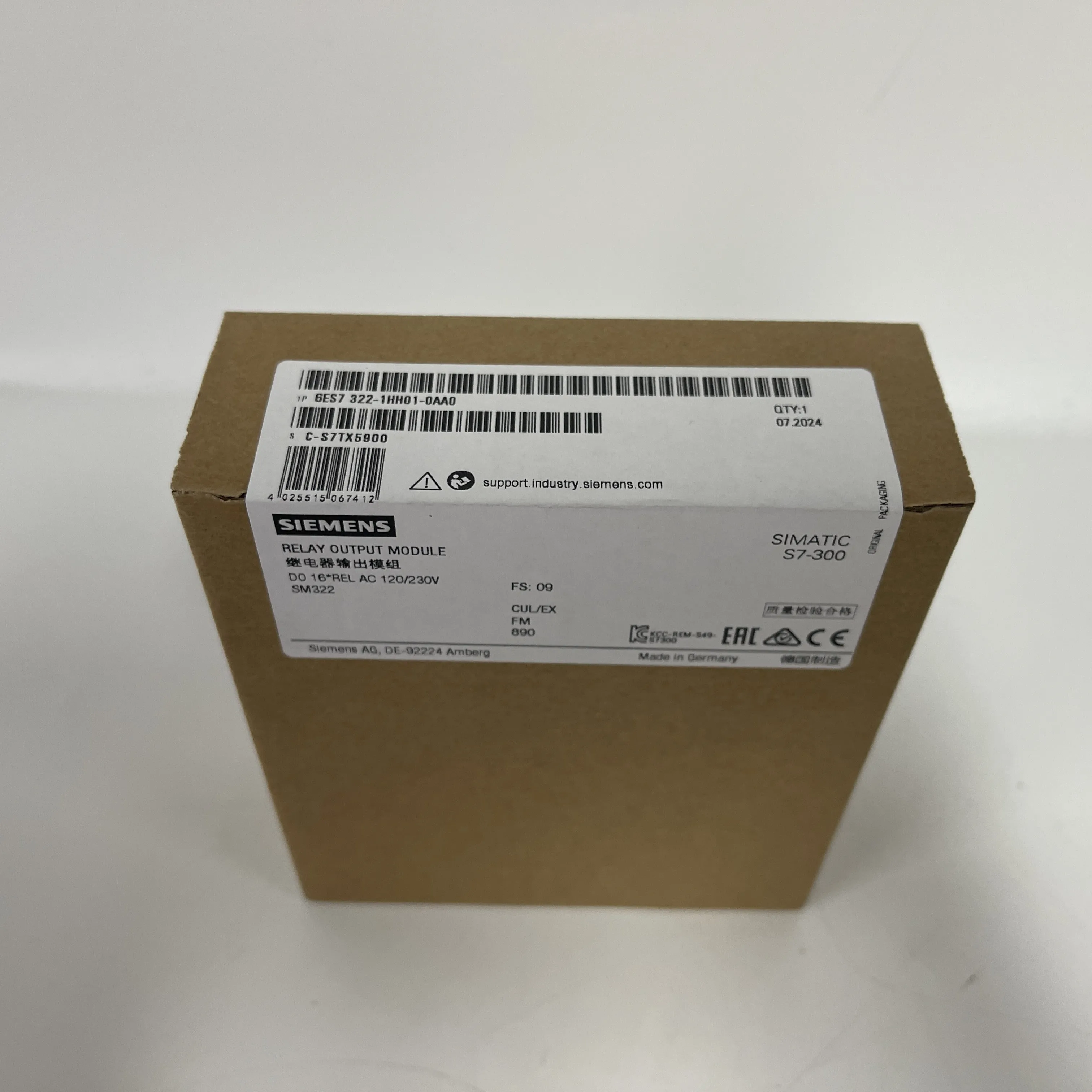 SIEMENS SIMATIC S7-300 Relay Output Module 6ES7322-1HH01-0AA0 SIEMENS SIMATIC S7-300 Relay Output Module 6ES7322-1HH01-0AA0